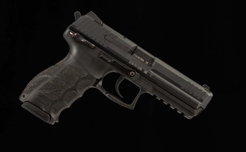 Heckler & Koch P30L 9mm – DA/SA, CASE, TWO 17RND MAGS, ACCESSORIES