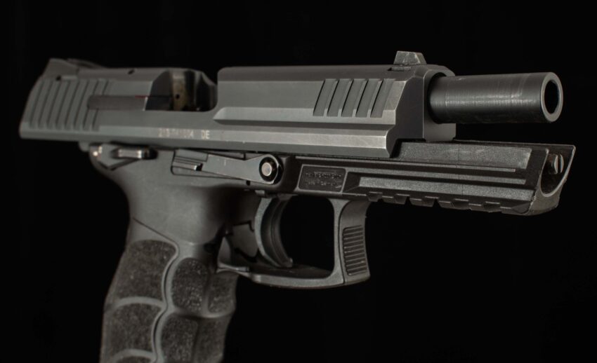 Heckler & Koch P30L 9mm – DA/SA, CASE, TWO 17RND MAGS, ACCESSORIES