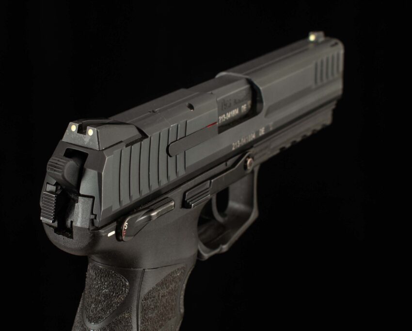 Heckler & Koch P30L 9mm – DA/SA, CASE, TWO 17RND MAGS, ACCESSORIES