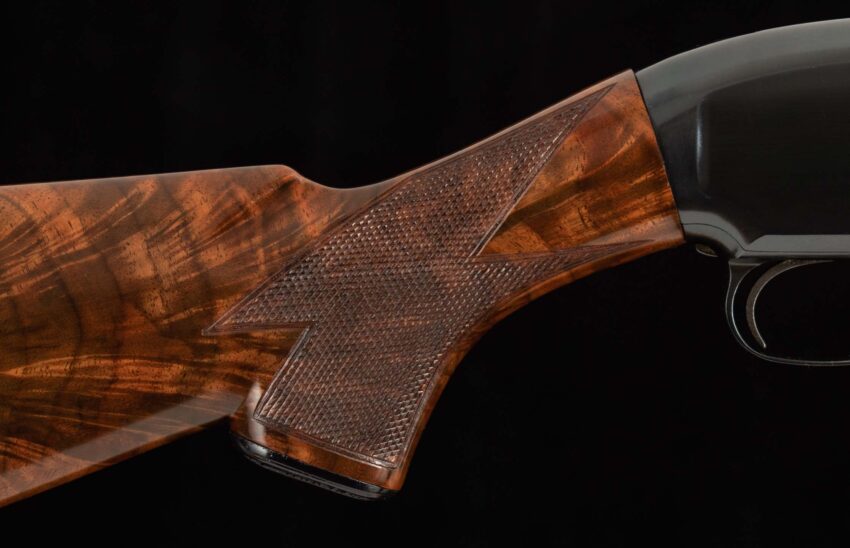 Winchester Model 12, 20 Gauge - 99%, STUNNING WOOD