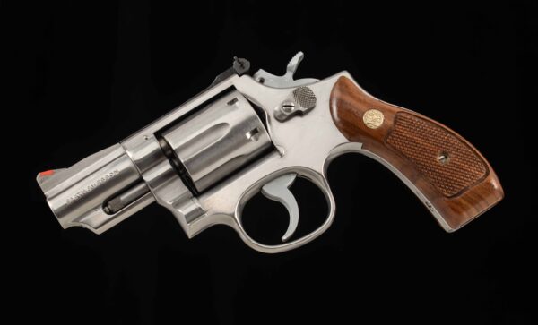 Smith & Wesson Model 66-1 .357MAG - 1981, 2.5” BARREL, STAINLESS STEEL