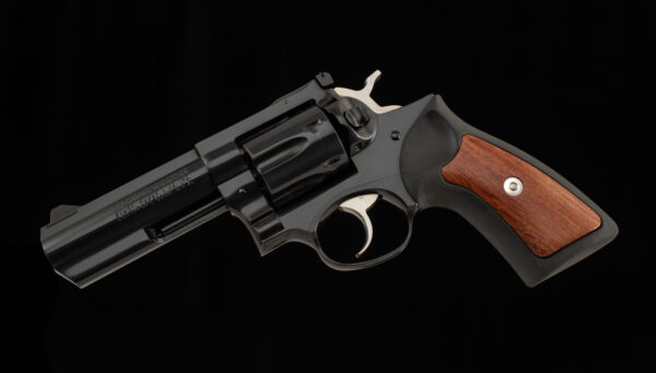 Ruger GP100 .357 Magnum - 2004, 4” BARREL, MIRROR BORE, 99%