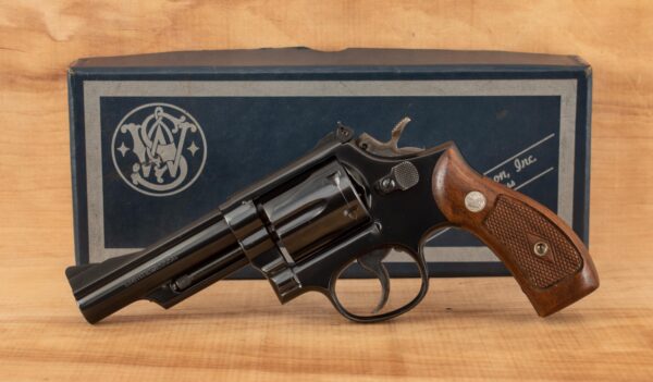 Smith & Wesson Model 19-2 .357MAG - NAVY RUNOFF, ROUND BUTT, BOX, LETTER