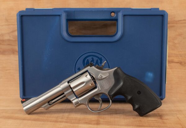 Smith & Wesson Model 66-5 .357MAG - 2001, 4” BARREL, STAINLESS STEEL, CASED