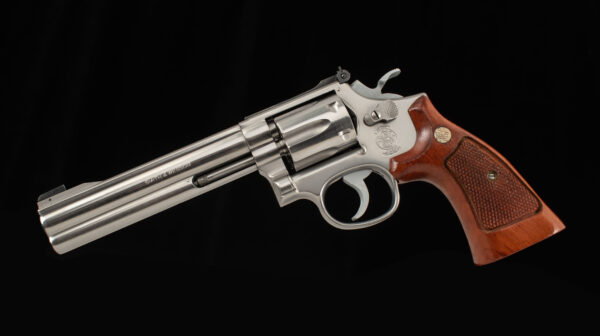 Smith & Wesson Model 617 .22LR - NO DASH FIRST YEAR PRODUCTION, 99%