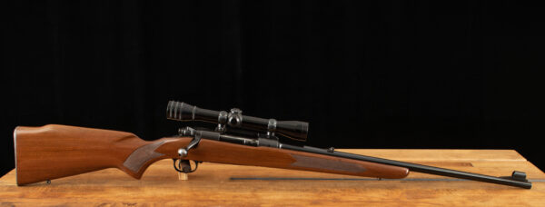 Winchester Model 70 Featherweight .270WIN - 1962, 10/10 BORE, REDFIELD 4X