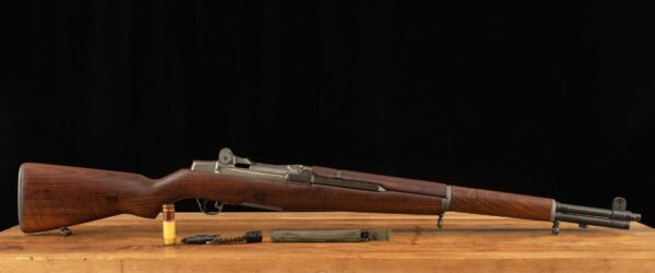 Springfield M1 Garand .30-06 - 1944, 99%, MIRROR BORE, CLEANING KIT