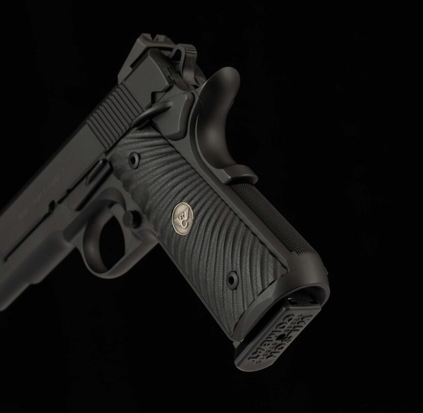 Wilson Combat Tactical Carry .45ACP - AS NEW, 8 MAGS