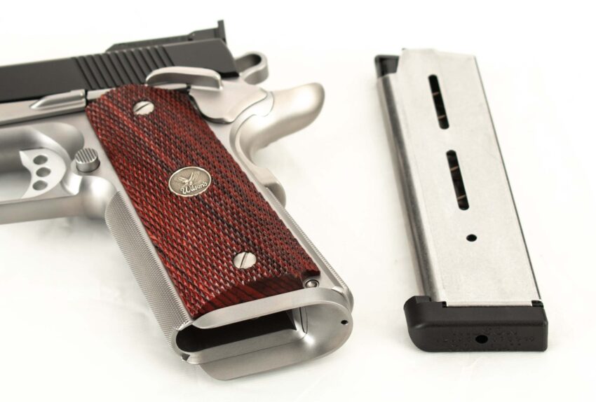 Wilson Combat CA Classic, .45ACP - CA COMPLIANT, TWO-TONE