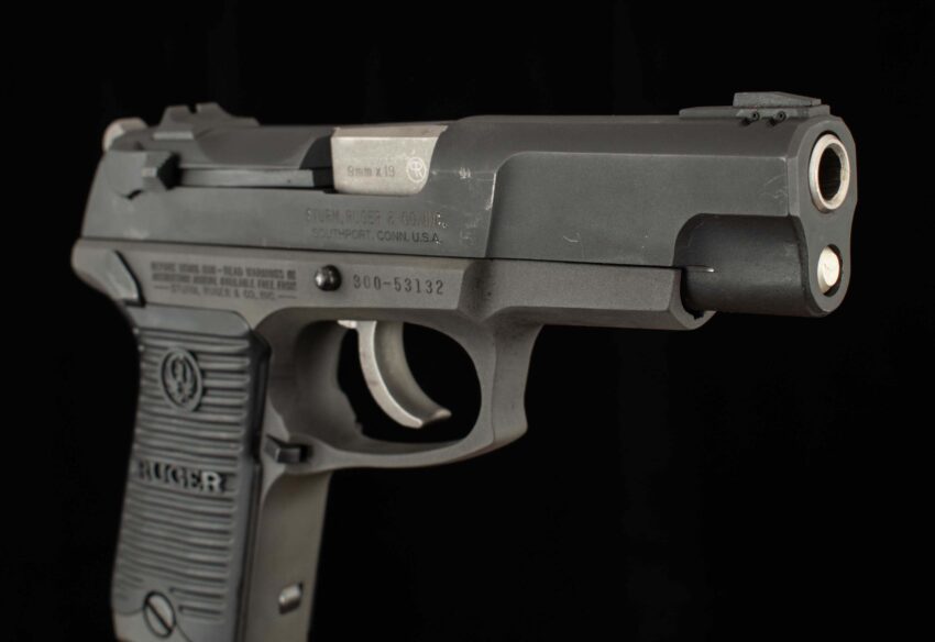 Ruger P85 9mm – 1981, TWO MAGS, CASE