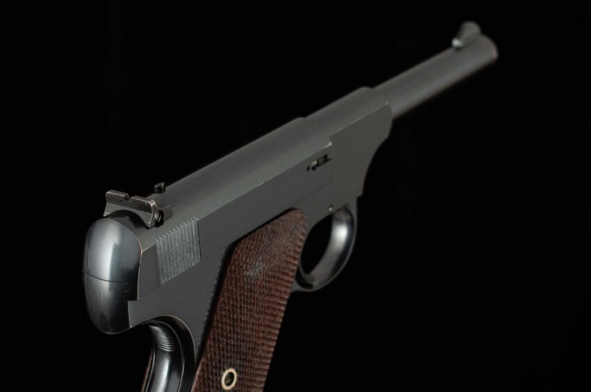 COLT WOODSMAN - .22LR, 1941, 99% FACTORY BLUE