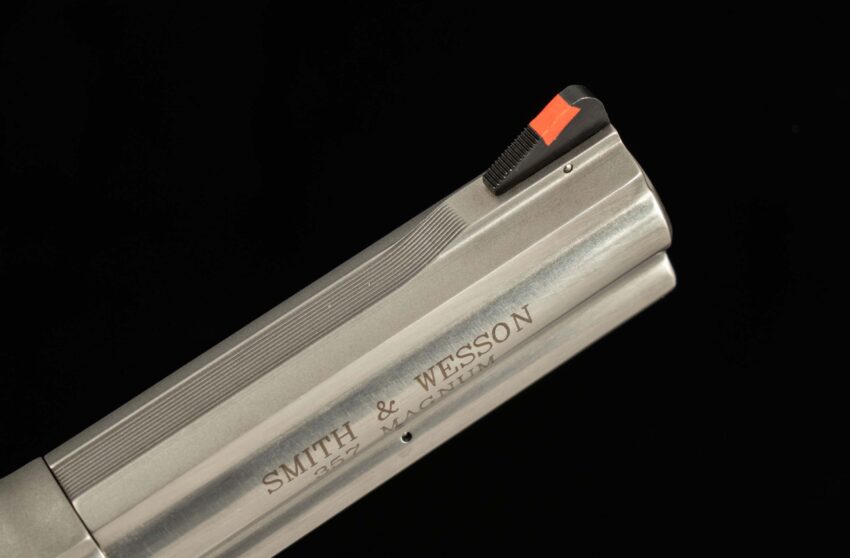 Smith & Wesson Model 686-6, .357MAG - ORIGINAL CASE, 99%+, MIRROR BORE