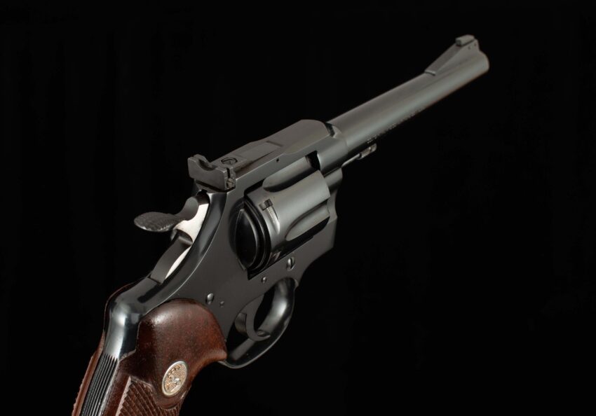 Colt Officers Model Match .22 MAGNUM - 99%, BOX, TEST TARGET, MIRROR BORE