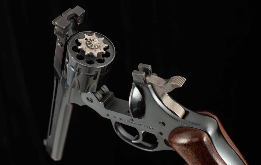 Harrington & Richardson Model 999 Sportsman .22LR, 99%