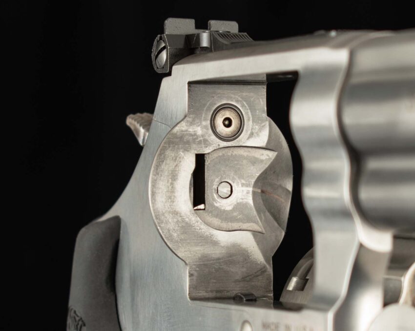Smith & Wesson Model 686-6, .357MAG - ORIGINAL CASE, 99%+, MIRROR BORE