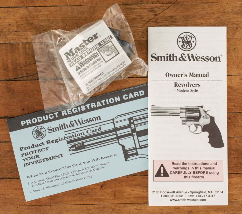 Smith & Wesson Model 617-6, .22LR - MIRROR BORE, 99% FACTORY, CASED
