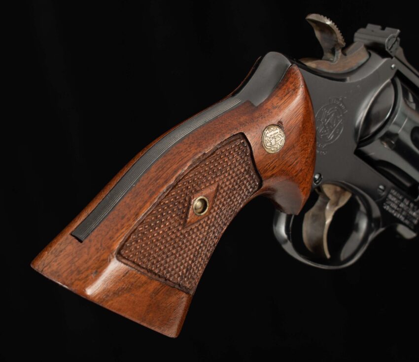 Smith & Wesson Model 18, .22LR - 1958, 98%, MIRROR BORE, 4” BARREL