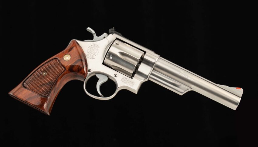 Smith & Wesson Model 629-1 .44 Magnum – 1983, STAINLESS STEEL