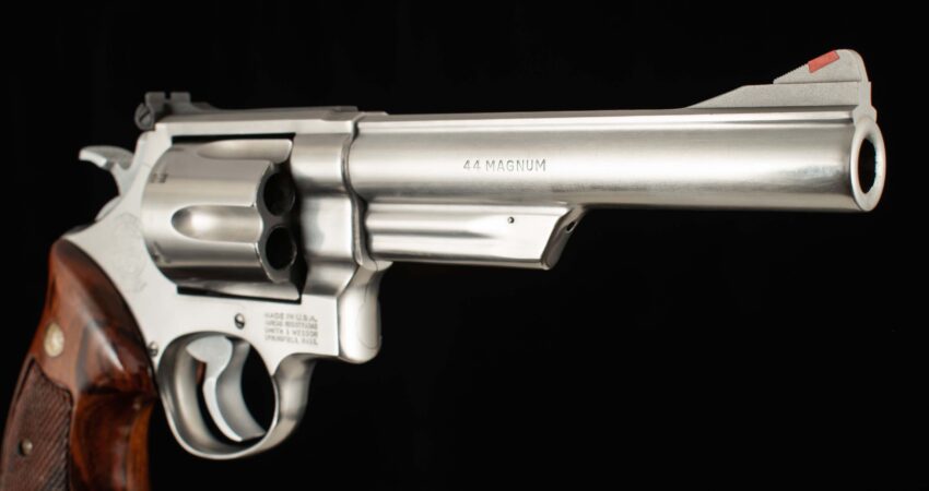 Smith & Wesson Model 629-1 .44 Magnum – 1983, STAINLESS STEEL